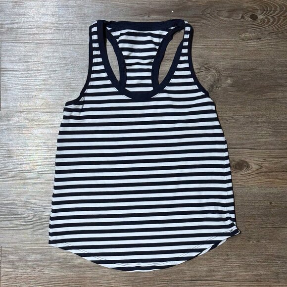 Lululemon Love Tank Top size 2 White Navy Striped - Picture 2 of 4